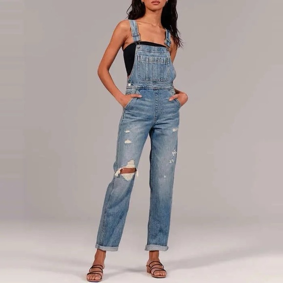 Abercrombie & Fitch Pants - Abercrombie and Fitch ripped overalls